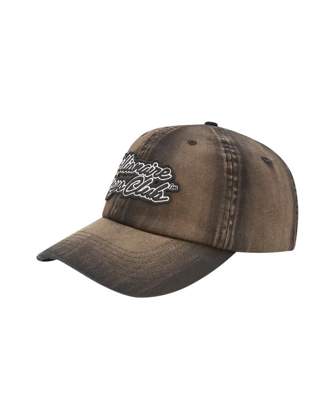 Cappellino da papà con scritta spray sfumata Cappellino da papà con scritta spray sfumata