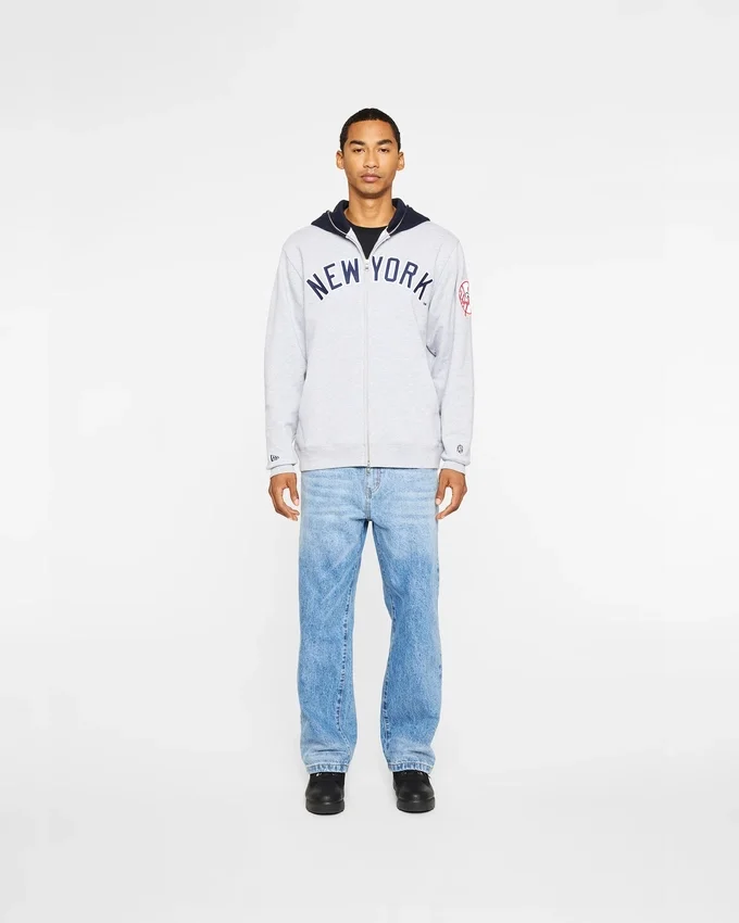 Felpa con cappuccio e zip a blocchi dei NY Yankees Felpa con cappuccio e zip a blocchi dei NY Yankees