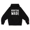 Felpa con cappuccio pesante realizzata a New York