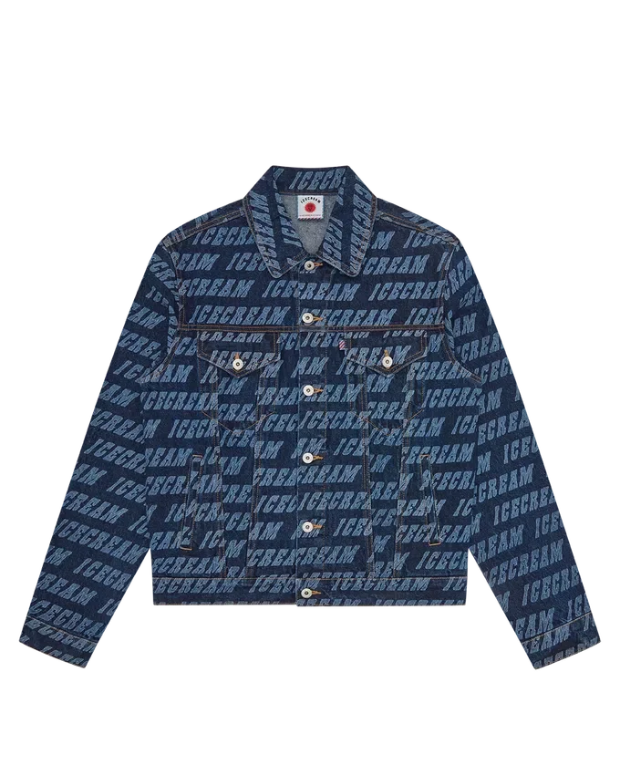 Giacca trucker in denim con logo ripetuto Giacca trucker in denim con logo ripetuto