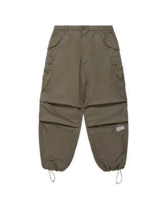 Pantaloni cargo larghi in nylon