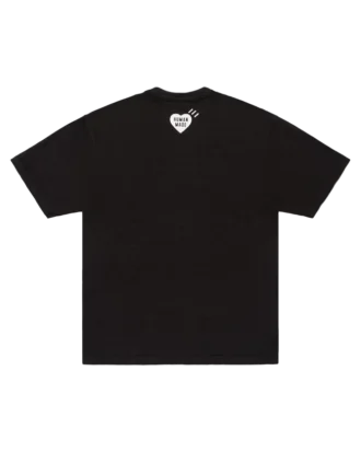 T-shirt con grafica n. 18