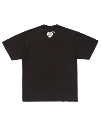 T-shirt con grafica n. 20